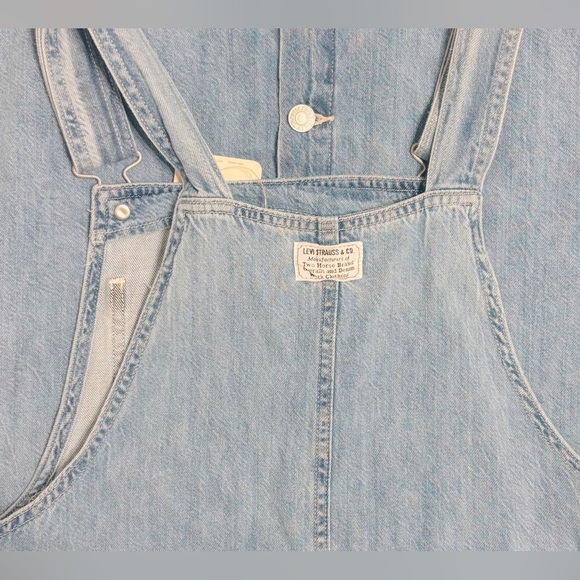 NEW LEVI’S - Overall Midi Dress / Utility Style in Medium Wash - Picture 9 of 12